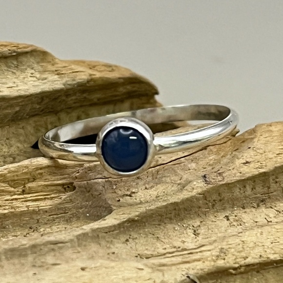 Handmade Jewelry - Silver Blue Chalcedony Stone Minimalist Ring